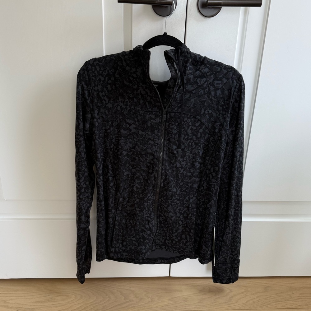 NWT Lululemon Hooded Define Jacket